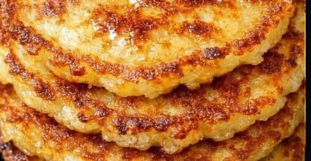 Crispy Southern Hoe Cakes