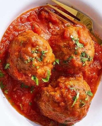 meatballs in tomato sauce