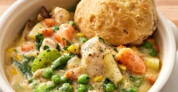 Slow Cooker Chicken Pot Pie Stew